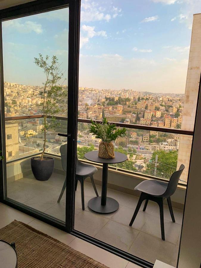 Nu Fifty Two Bed & Breakfast Amman Dış mekan fotoğraf